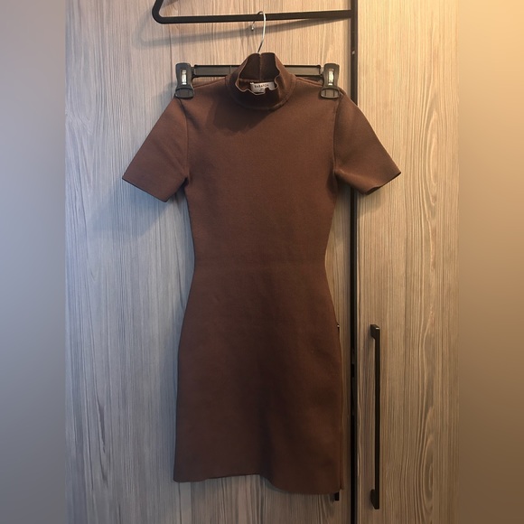 Aritzia Babaton Brown Ribbed Dress - Picture 1 of 4